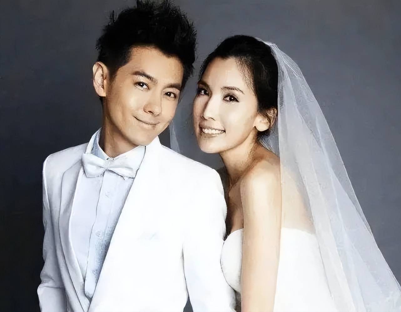 全网羡慕每一对夫妻都是神仙眷侣！开元棋牌娶粉丝当老婆的5位男